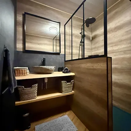 Le Petit Chalet, Charme Des Sommets Apartment